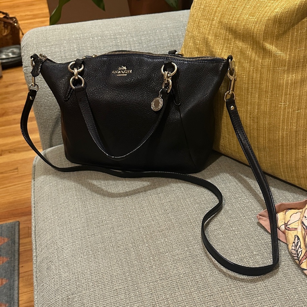 Coach Navy Blue Pebbled Leather Shoulder Bag